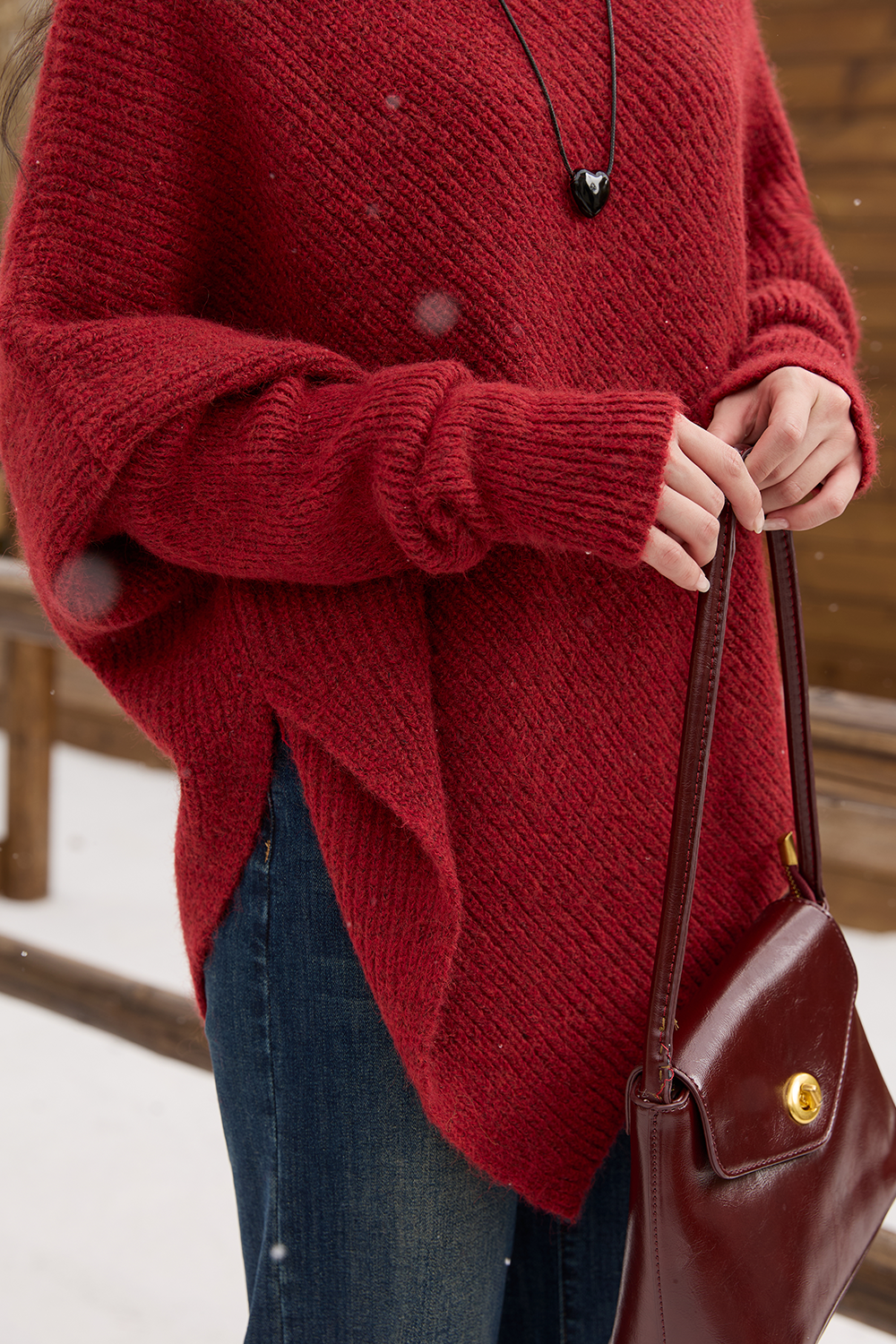 เสื้อถักสำหรับผู้หญิง