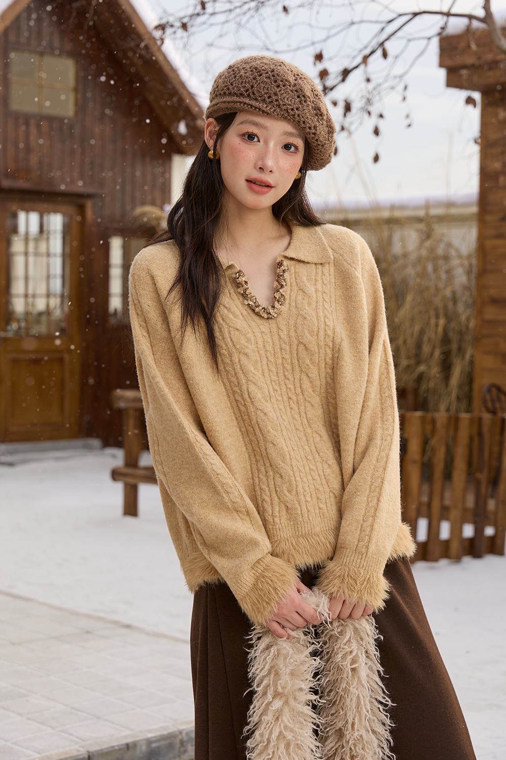 เสื้อถักสำหรับผู้หญิง