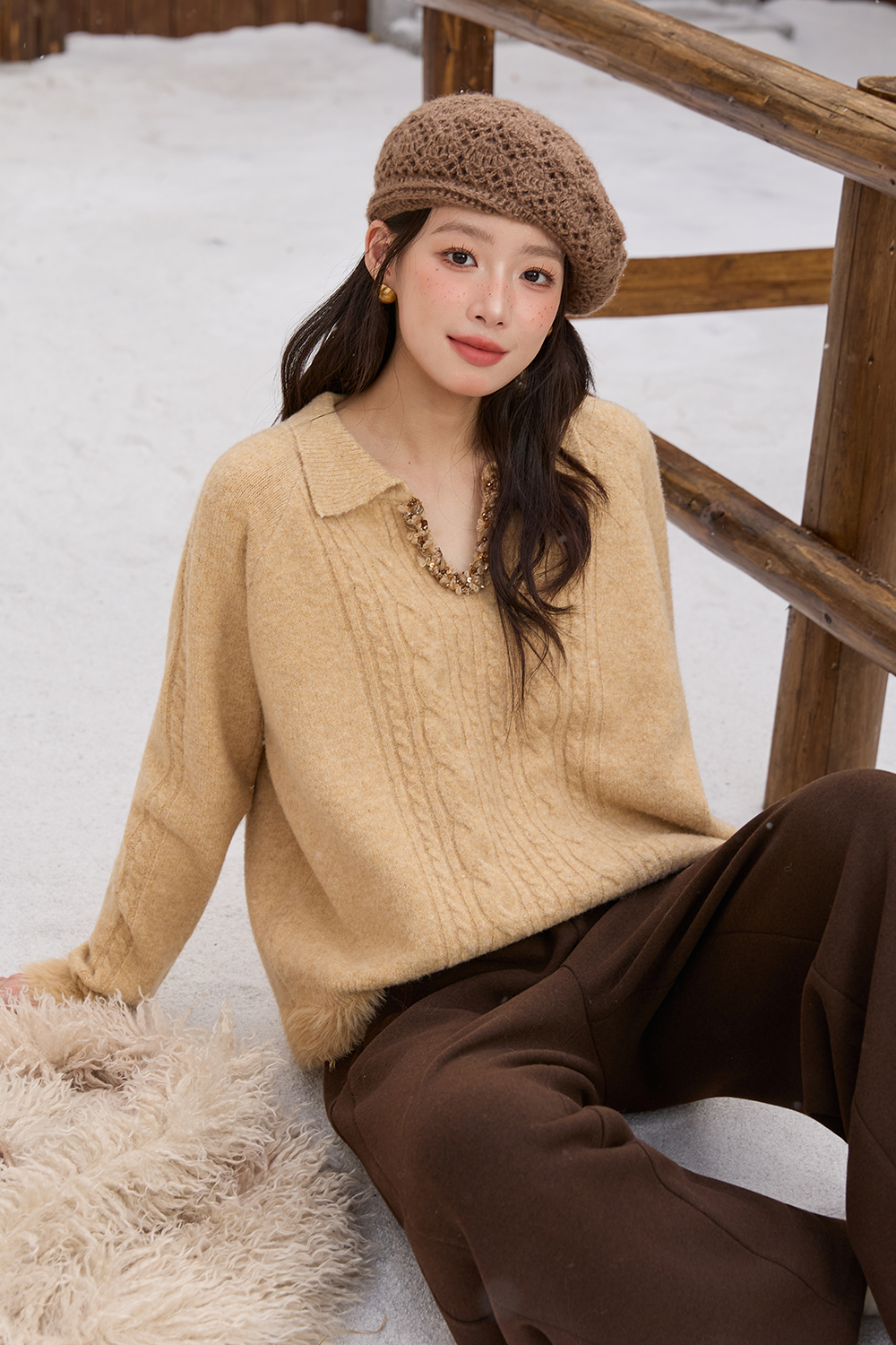 เสื้อถักสำหรับผู้หญิง