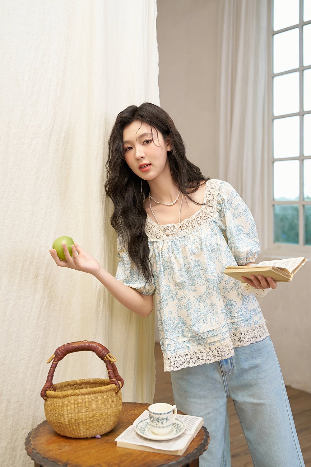 Square Collar Printing Blouse for Women