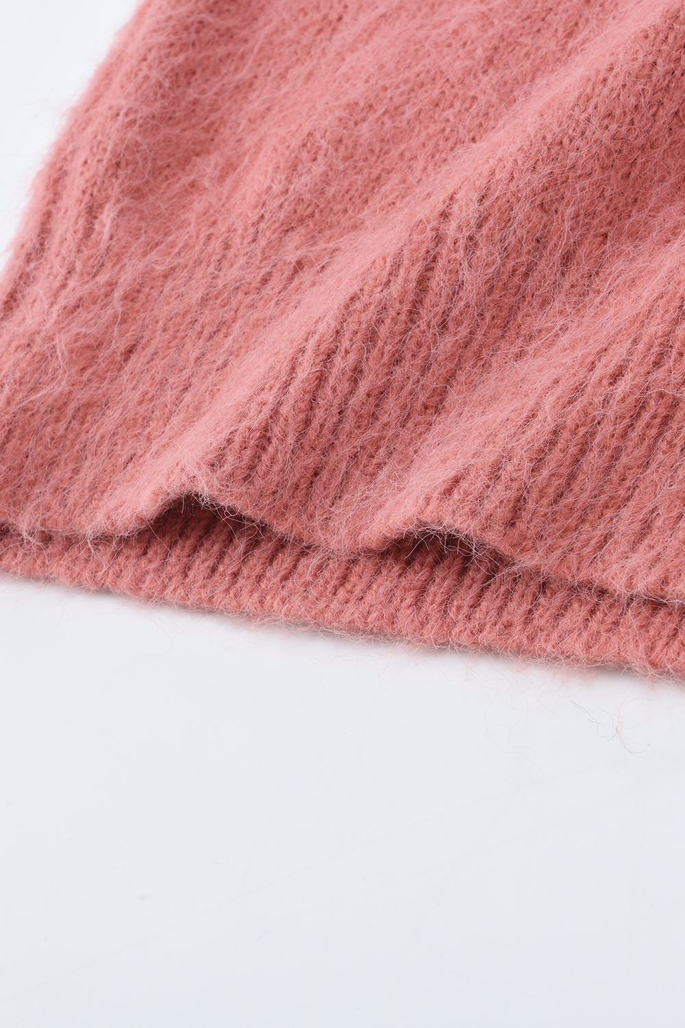 女性のためのニットシャツ