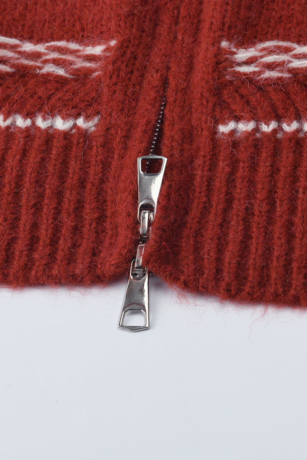 เสื้อถักสำหรับผู้หญิง