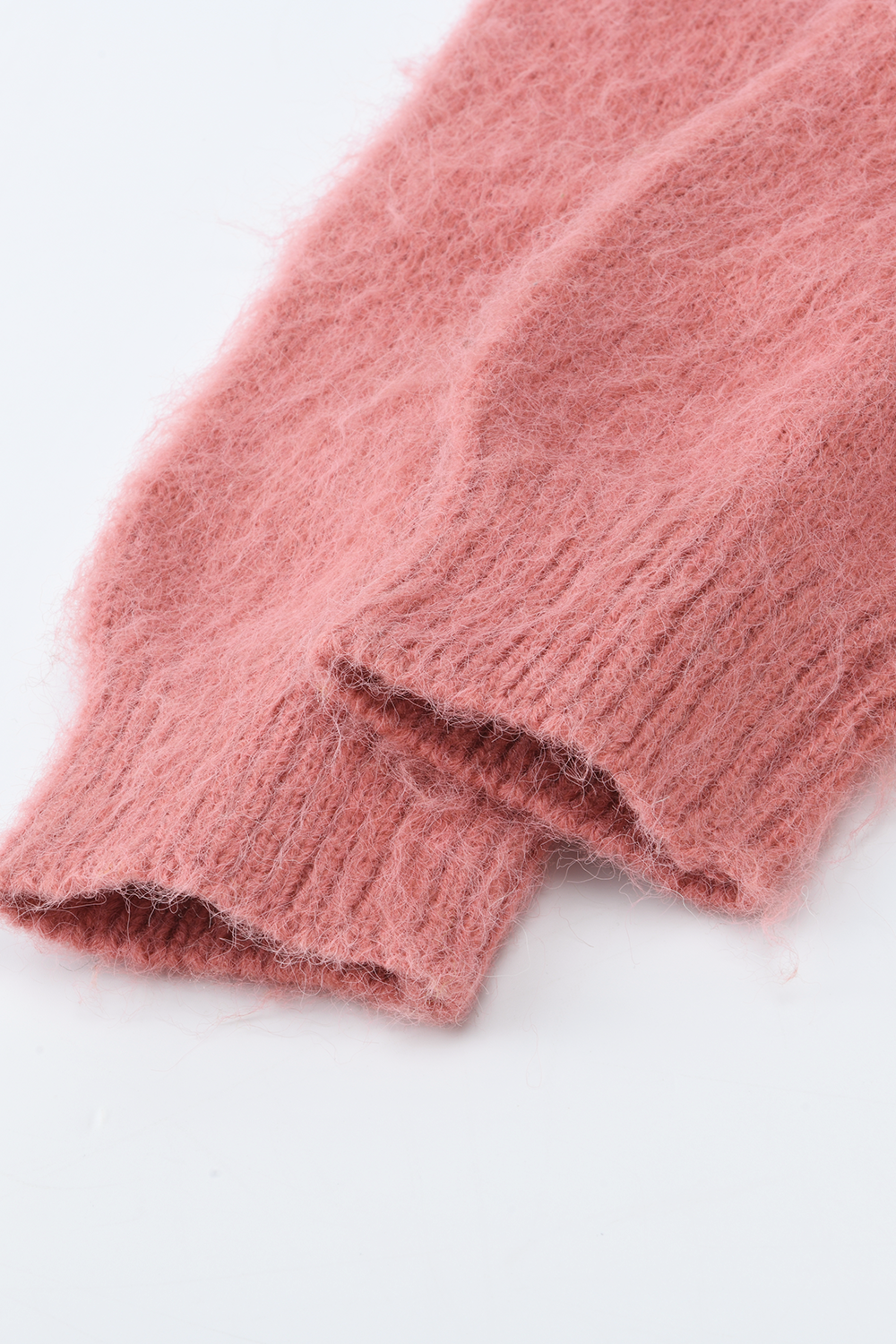 女性のためのニットシャツ