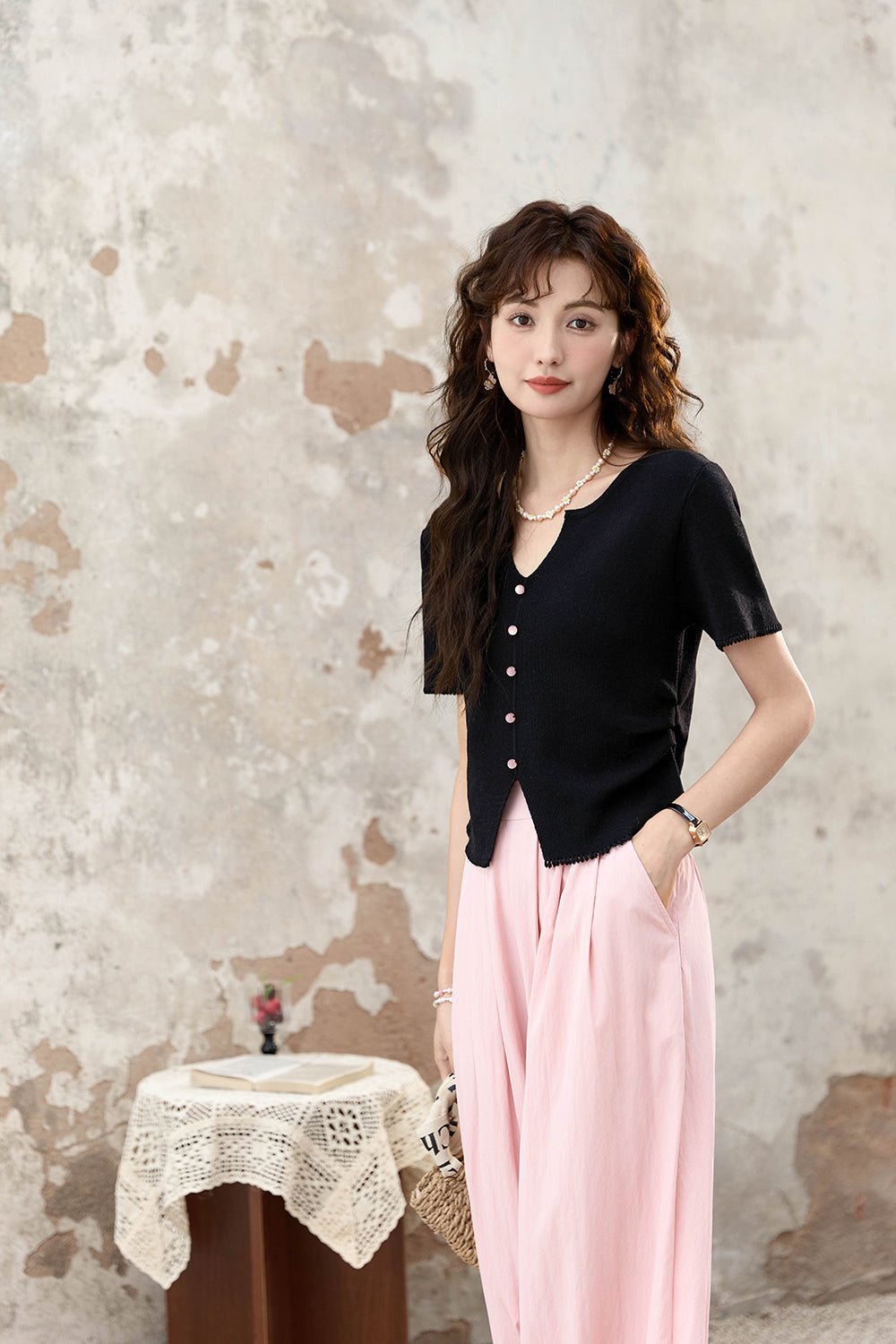 V-neck Knit Shirt for Women