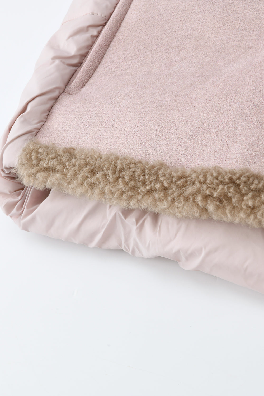 Jaket Puffer untuk Wanita