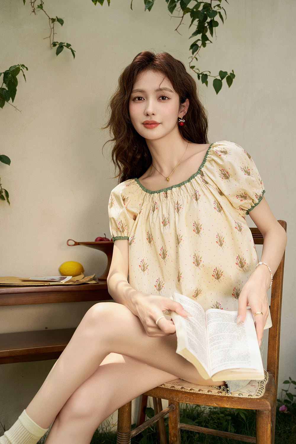 Women's Puff Sleeve Blouse