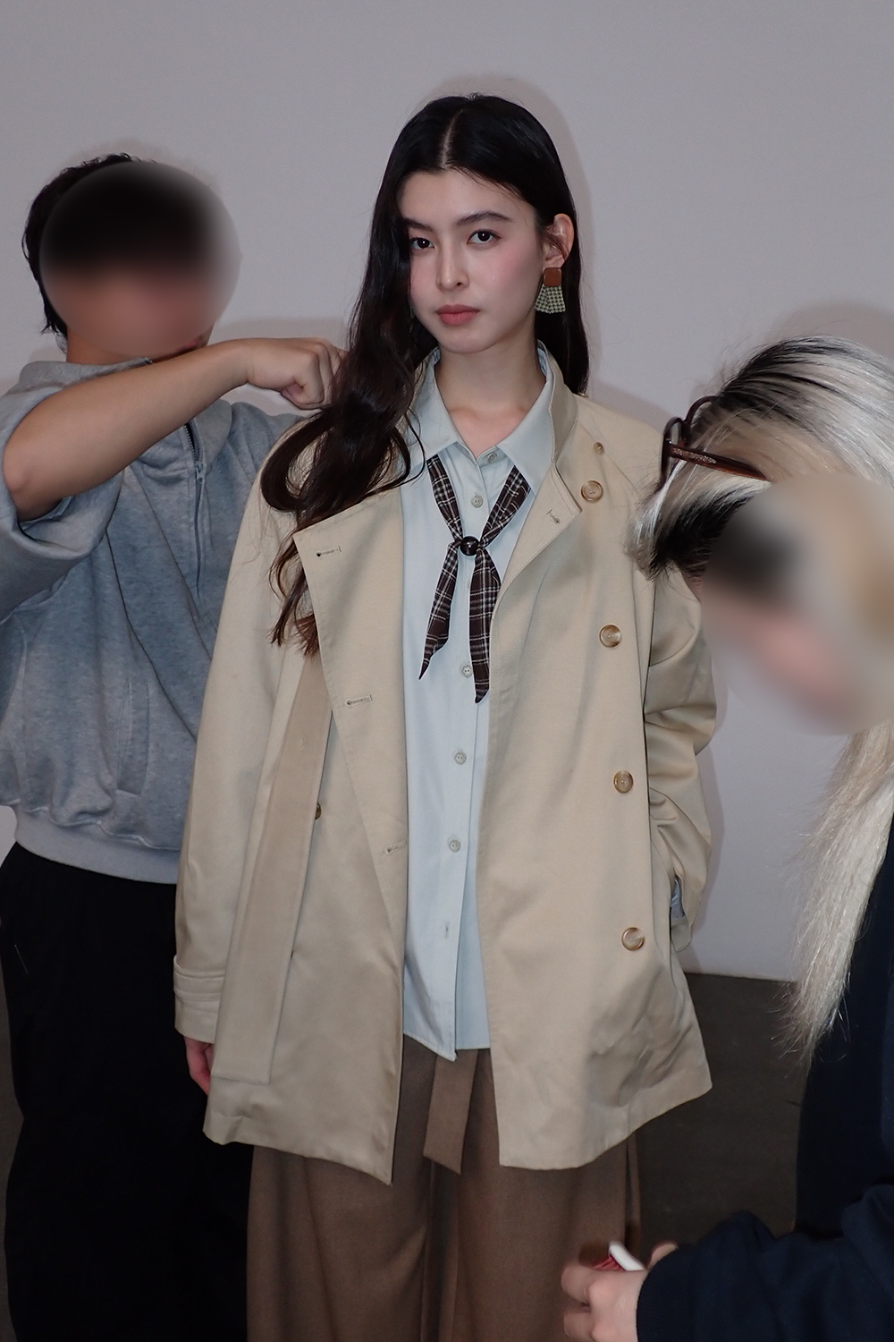 여성용 셔츠와 실크 스카프 세트