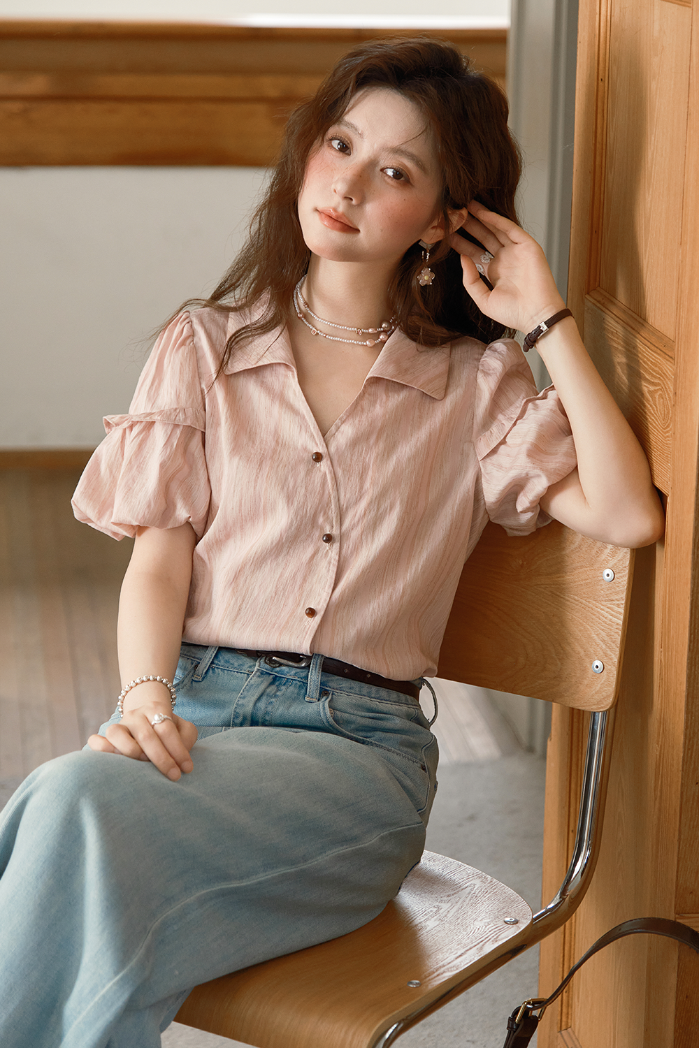 女性用シャツ