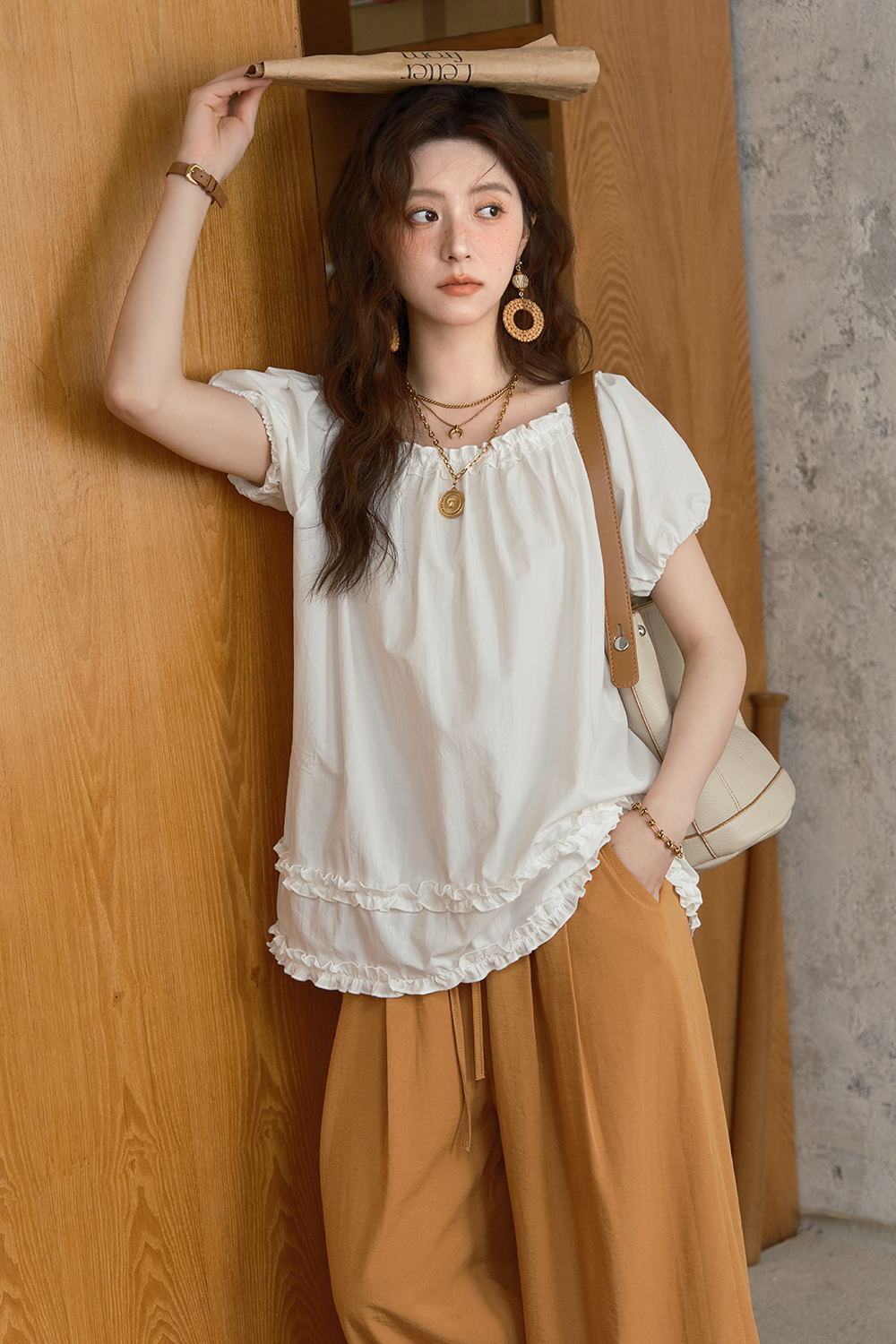 女性のためのブラウス