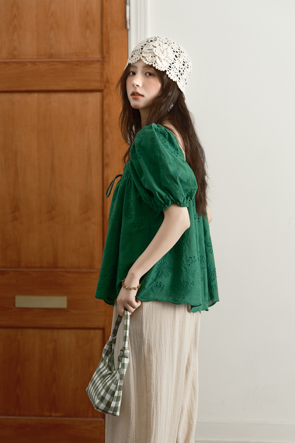 女性のためのブラウス