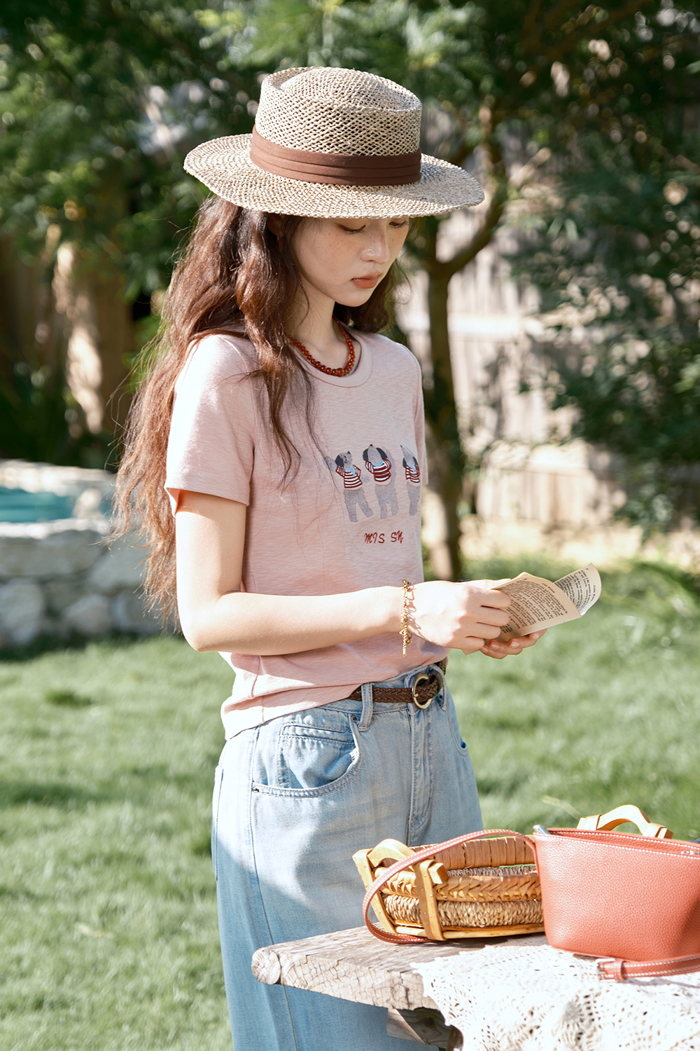 女性のためのTシャツ