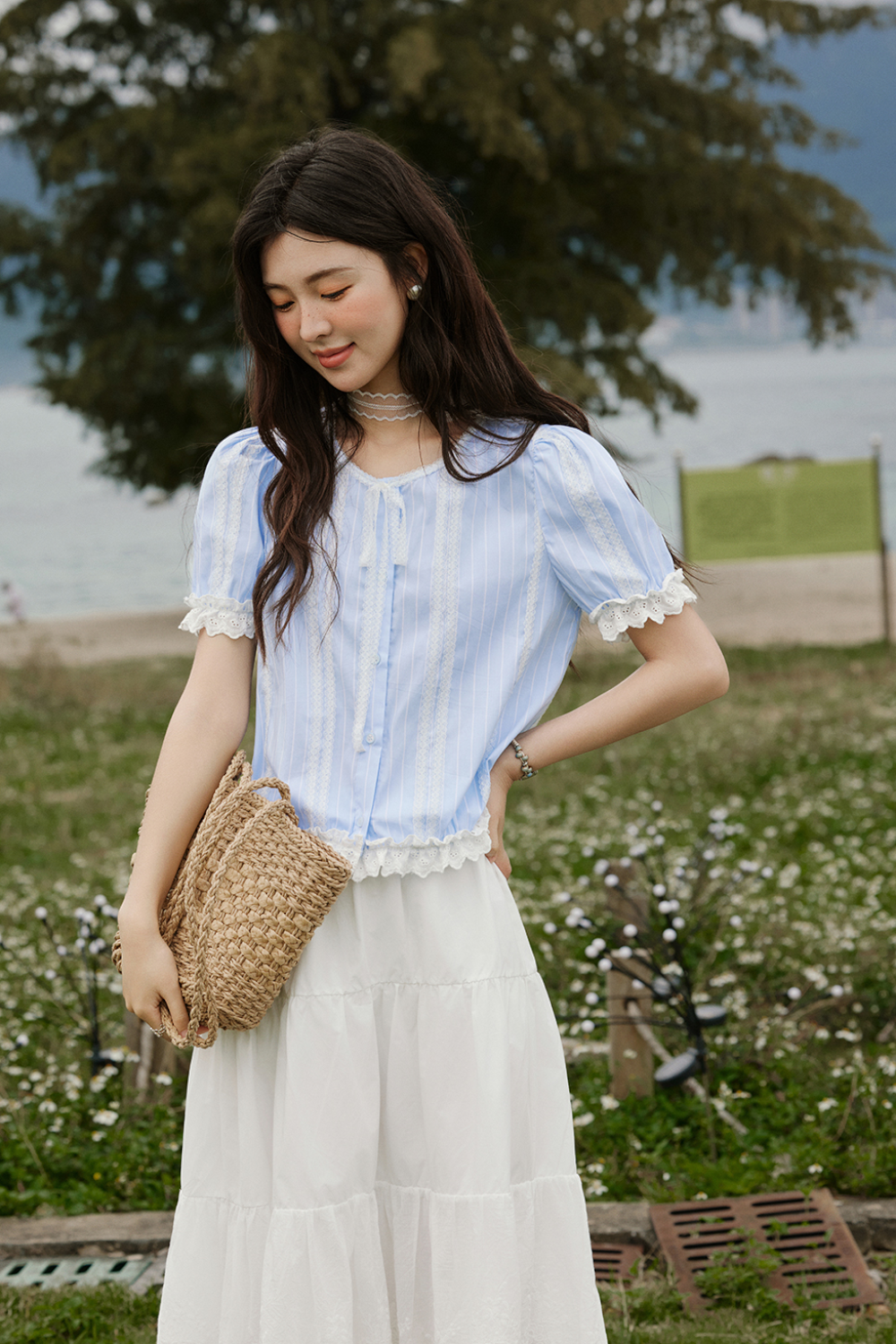เสื้อเบลาส์สำหรับผู้หญิง