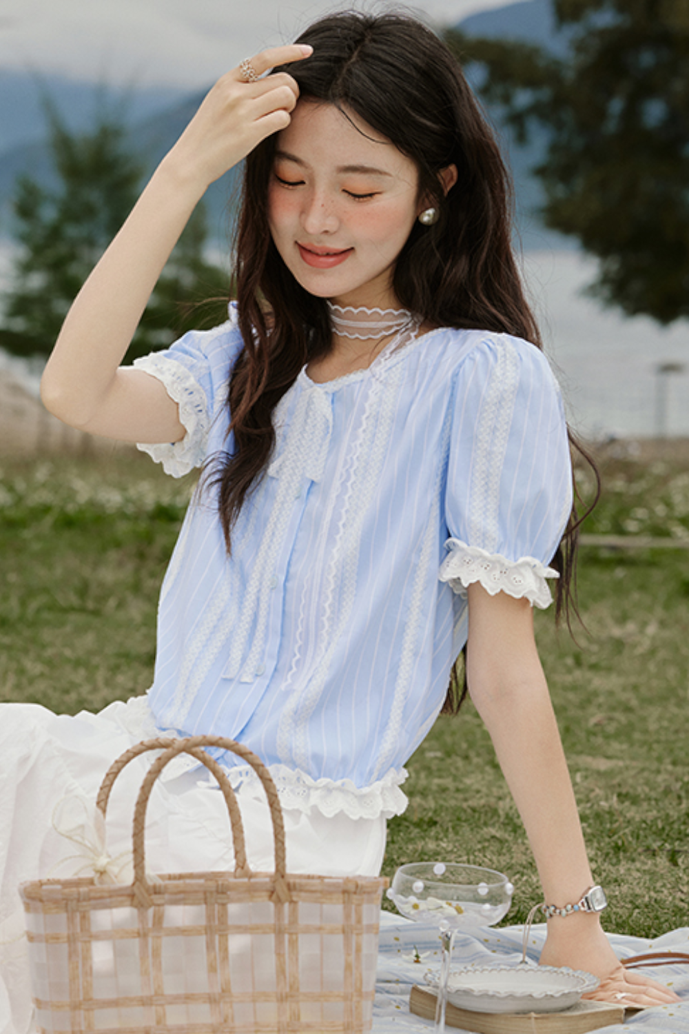 เสื้อเบลาส์สำหรับผู้หญิง