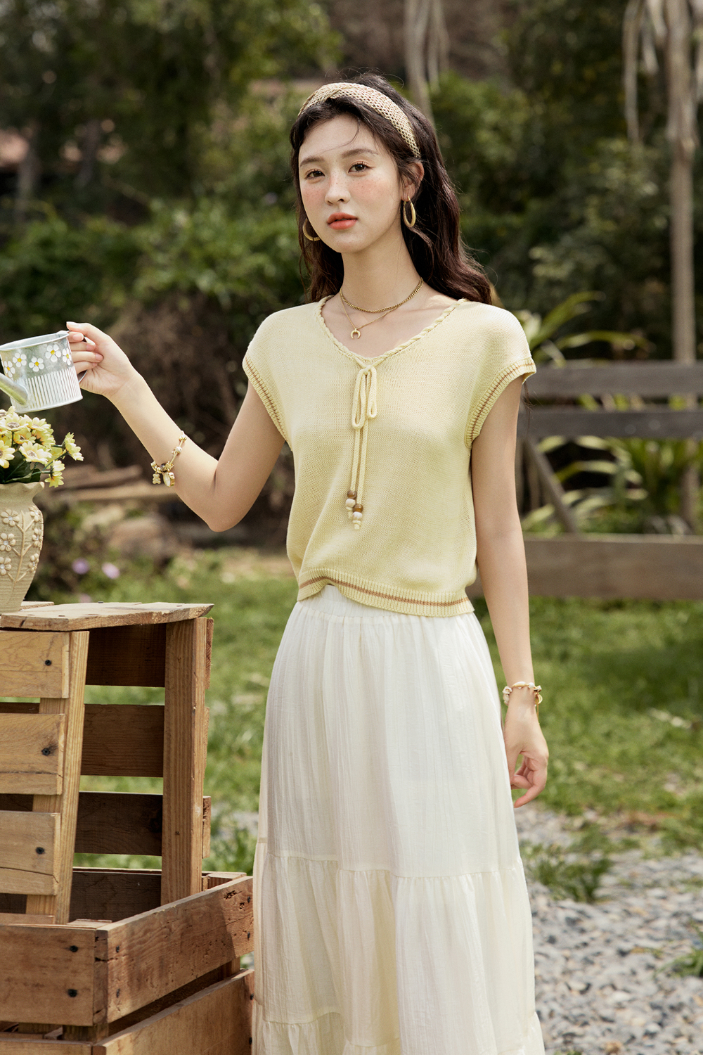 女性のためのニットTシャツ